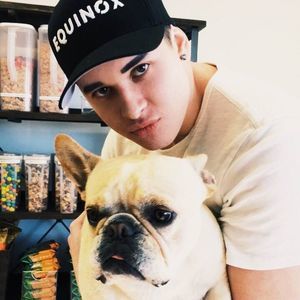 Meet your Posher, Adam